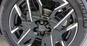peugeot-3008-allure-hybrid-lavello-ad-auto%20(27).jpeg