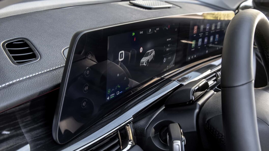 omoda-5-shs-h-2025-la-prova-su-strada (1).jpeg