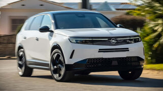 opel-grandland-plug-in-hybrid-2025.jpeg