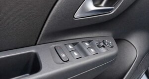 opel-corsa-edition-grafik-grey-ad-auto-lavello%20(14).jpeg