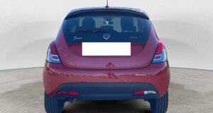 lancia-ypsilon-hybrid-usata-lavello-ad-auto-%20(3).jpeg