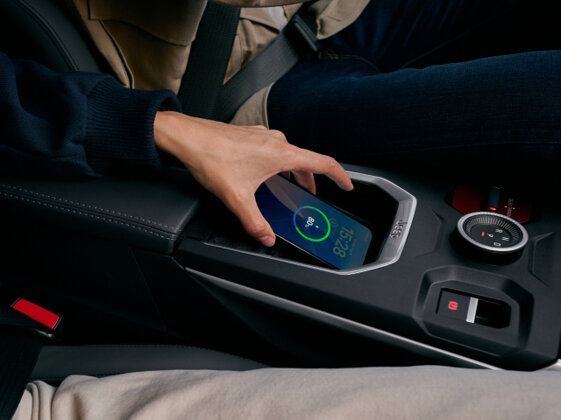 db8fc4d9-a62d-4bb3-a4e4-2fbbd100e25c