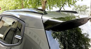 citroen-c-3-max-ad-auto-lavello-faro-posteriore.jpeg