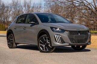 peugeot-208-t200-estatica.jpeg
