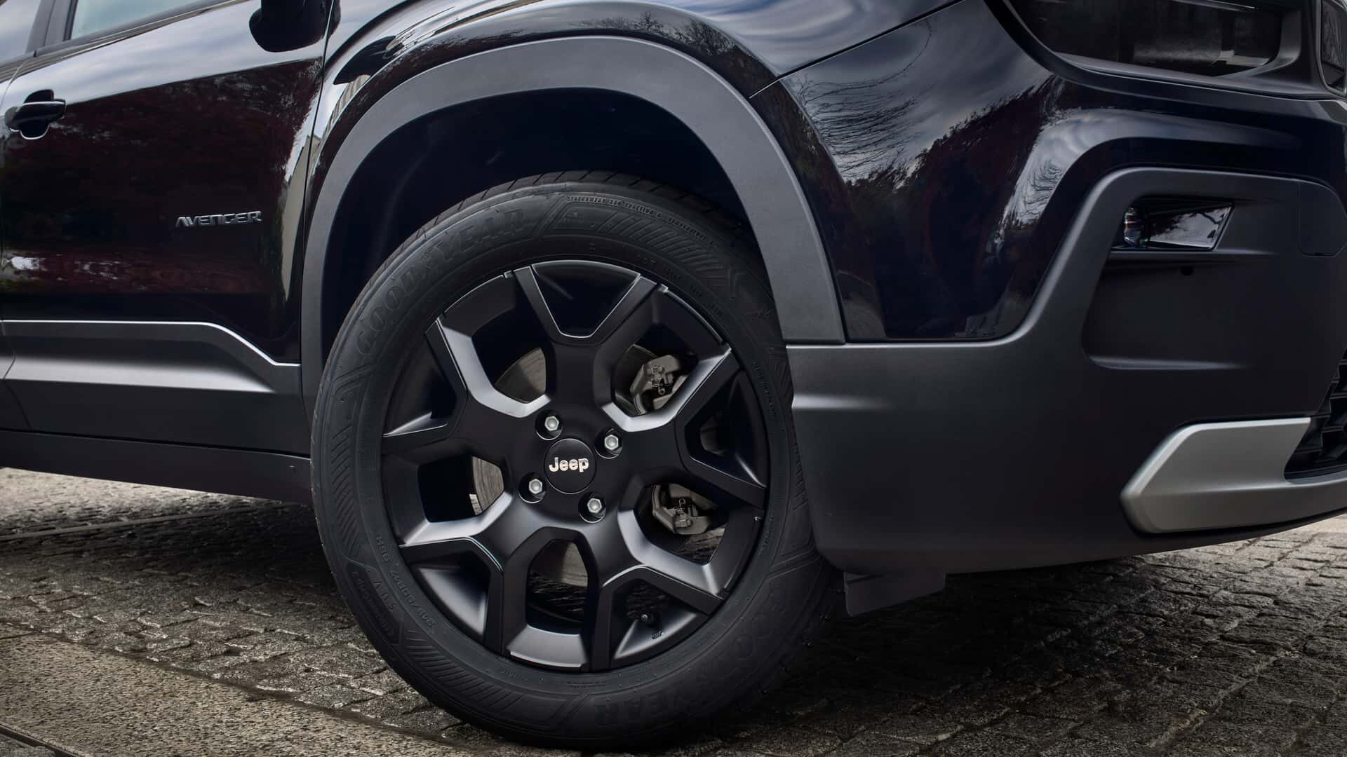 jeep-avenger-black-edition-(3).jpeg