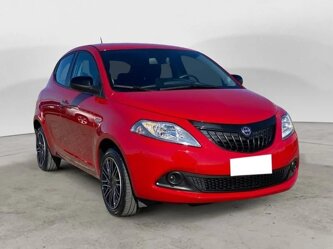 Kia Sportage 1.6 CRDi MHEV usata 2026 (Mild Hybrid): SUV efficiente a Lavello con finanziamento broker AD Automobili Basilicata Puglia.