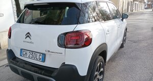 citroen-c3-aircross-uasto-lavello-ad-auto-fronte-angolo.jpeg
