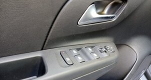 opel-corsa-edition-ad-auto-lavello%20(4).jpeg