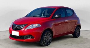 lancia-ypsilon-hybrid-usata-lavello-ad-auto-retro-bis.jpeg