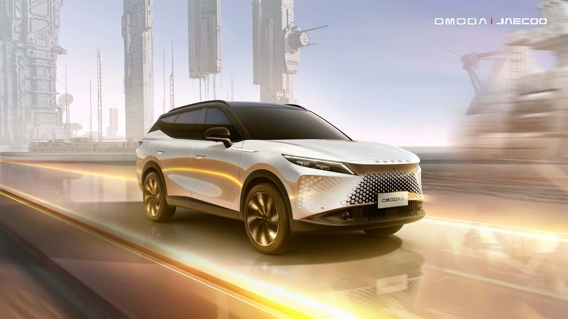 Omoda 7 vs MG HS: Sfida tra SUV Ibridi Cinesi