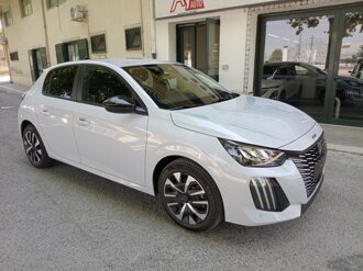 peugeot-208-ad-auto-lavello (8).jpeg