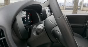 fiat-panda-icon-sterzo-destra