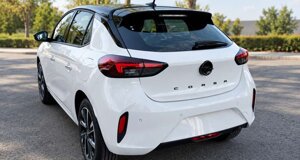 opel-corsa-gs-ad-auto-lavello%20(19).jpeg