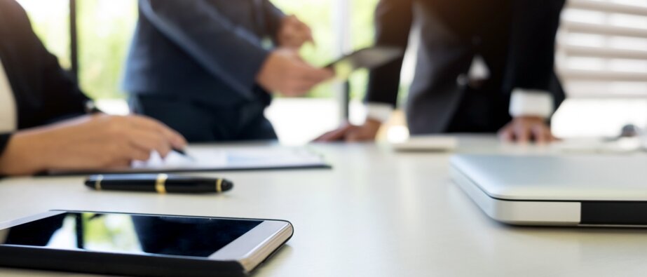 SCOPRI LA POLIZZA RC SU MISURA PER TE SCOPRI LA POLIZZA RC SU MISURA PER TE