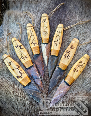 Coltelli neolitici, lame in selce.