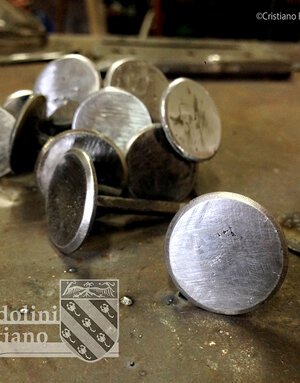 Chiodi per scudo longobardo.