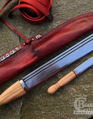 Scramasax dalla Necropoli Longobarda di Arsago Seprio (VA), Tomba 19. VI-VII secolo d.C.