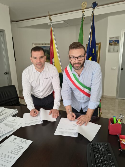 whatsapp image 2025-09-22 at 15.12.57.jpeg