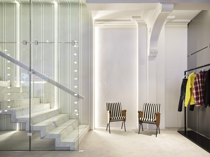 7ee9702e74a511327f7e2510d19026469883bd68