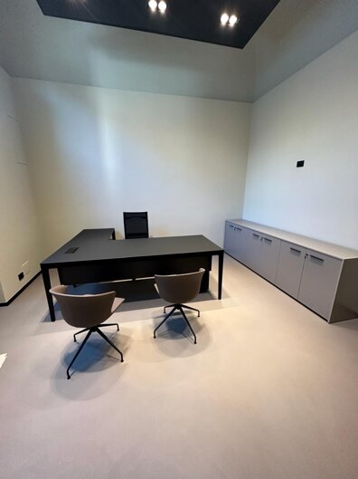 arredi ufficio, arredo a lecce, arredo in provincia di lecce, biblioteca arredi, montessori, leo homes