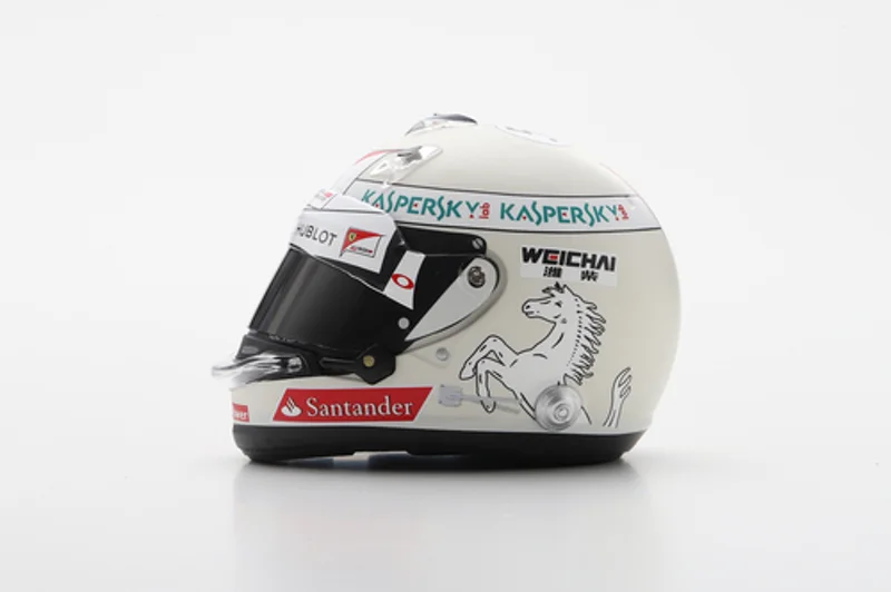 caschi ferrari uscita 96 VETTEL 2015