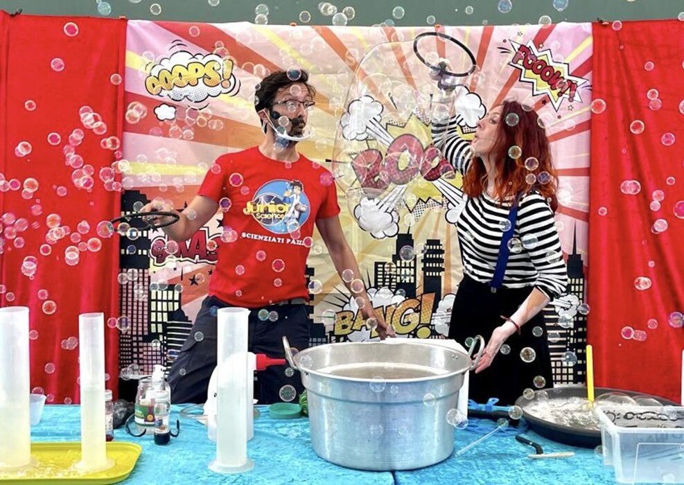 scienza per bambini bolle di sapone
