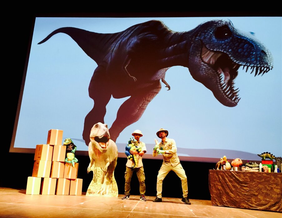 spettacolo sui dinosauri e laboratorio sui fossili per bambini