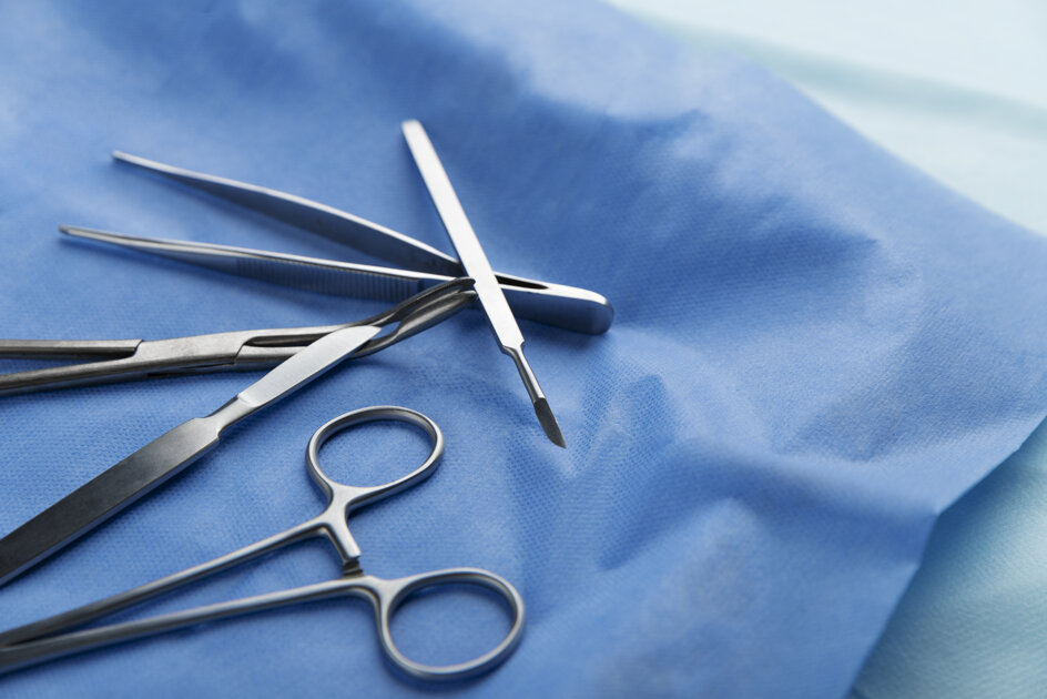 high-angle-scalpel-with-other-medical-instruments.jpeg