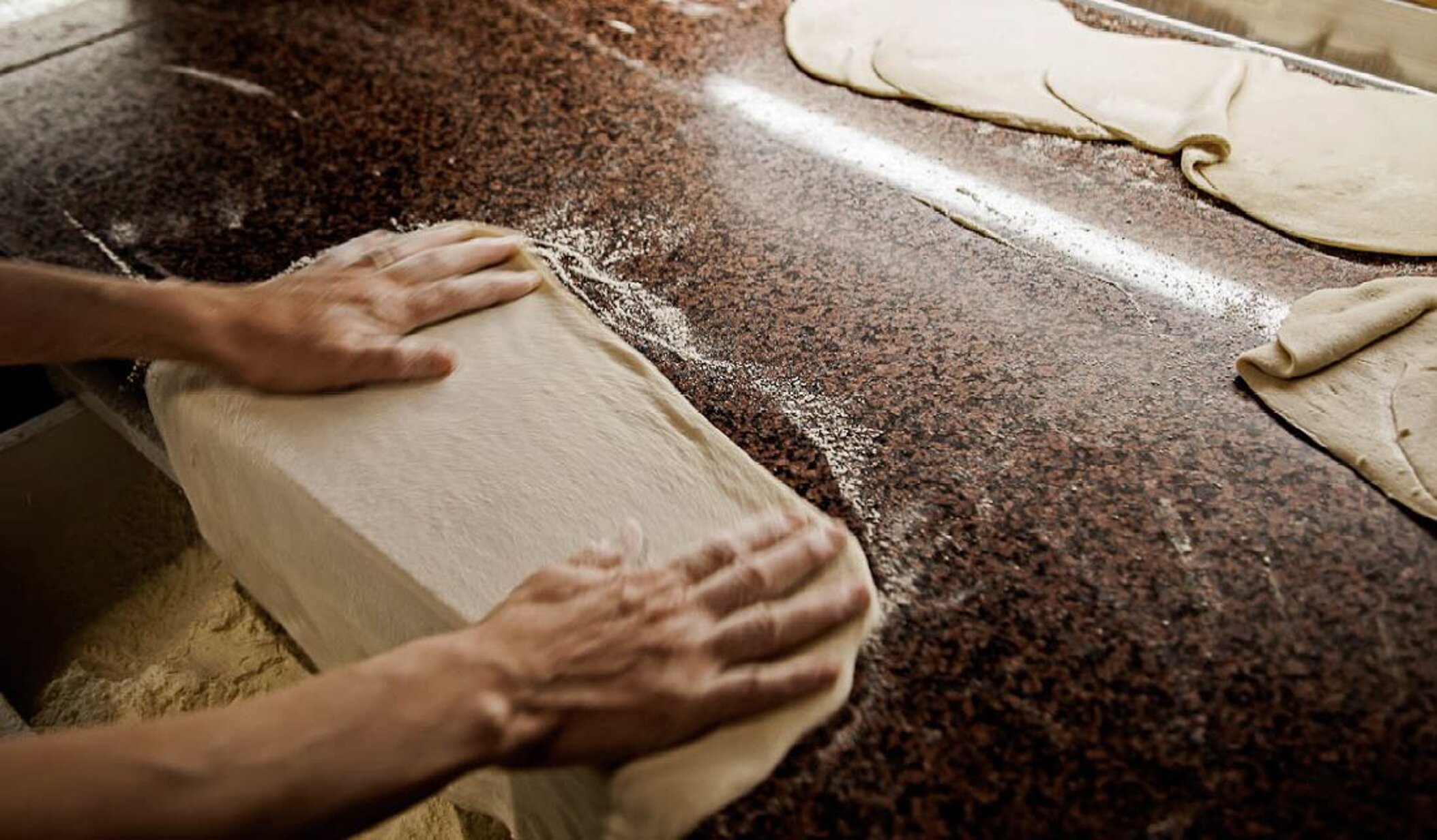 dfb0512f05ef839eba6d1d8f259e65444955781c