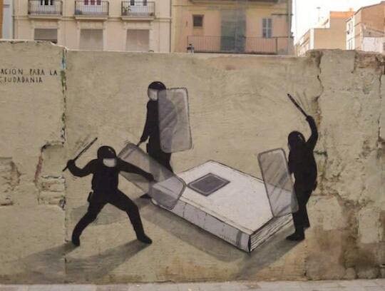 L'oggetto spaventoso L'oggetto spaventoso