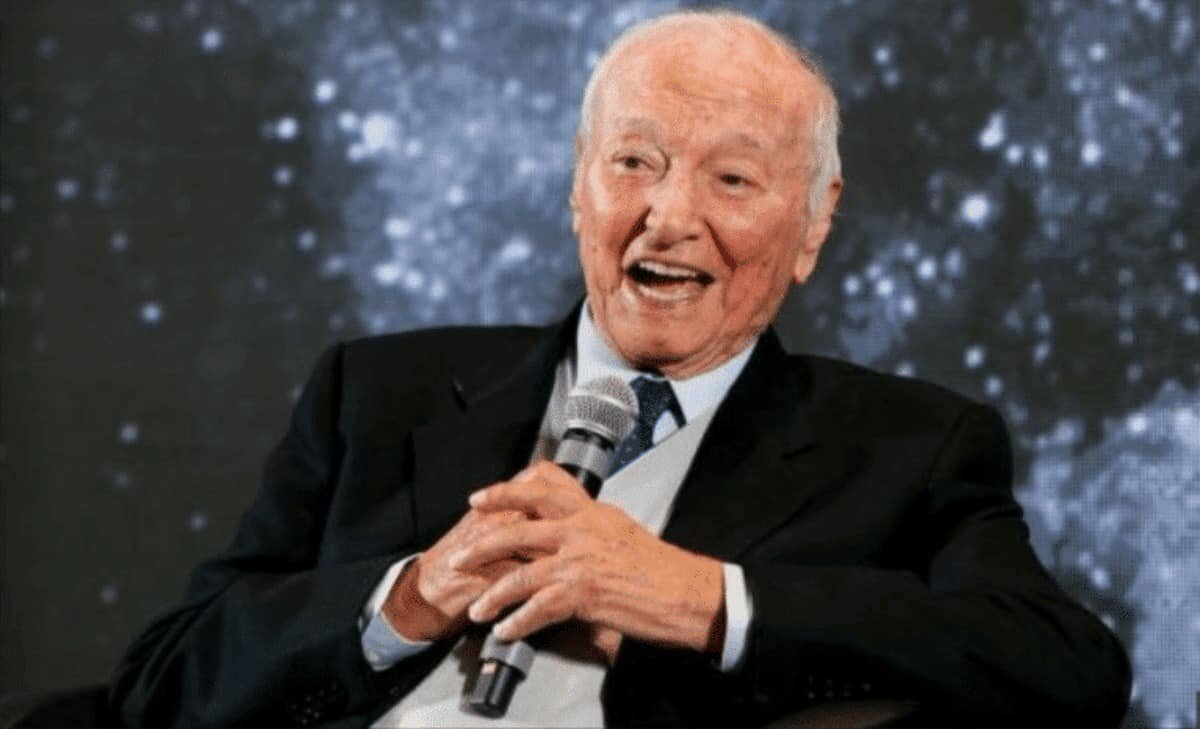 Auguri Piero Angela Auguri Piero Angela