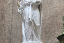 97 - Civitella San Paolo - Castello Abbaziale Pulizia Statua Ingresso