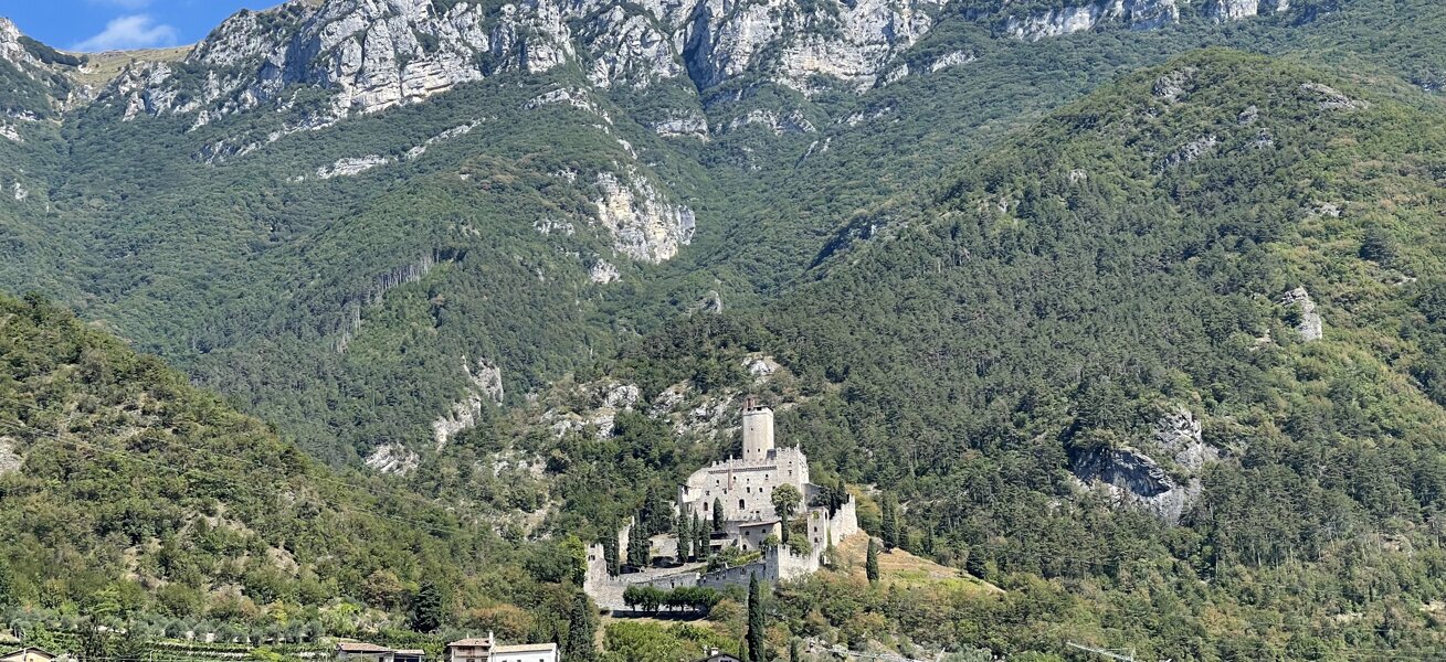 Il castello di Avio.