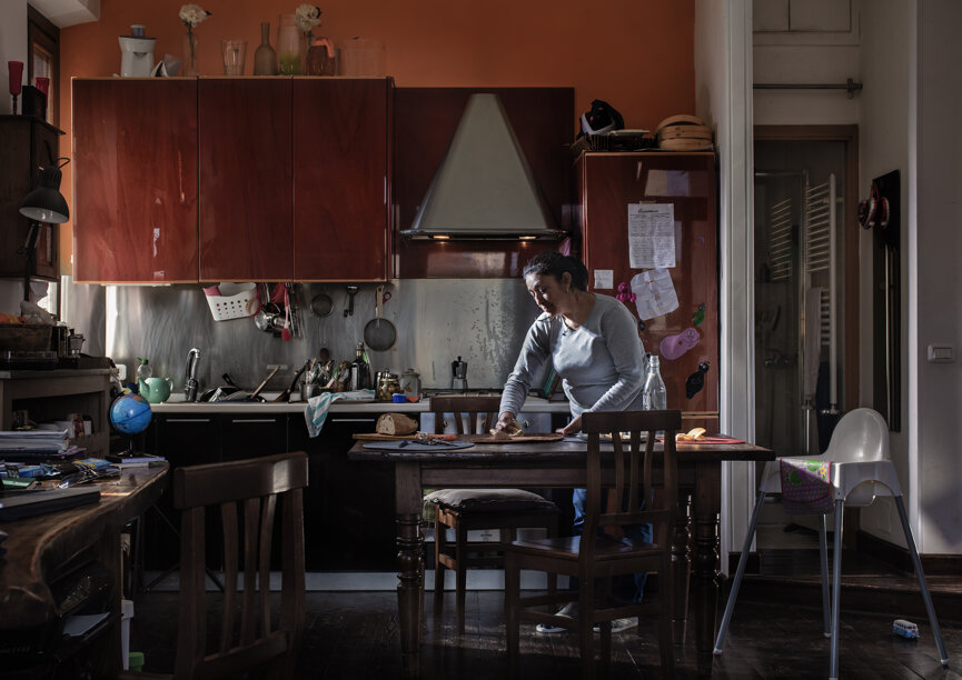 photography project about women in their domestic interiors photography project about women in their domestic interiors