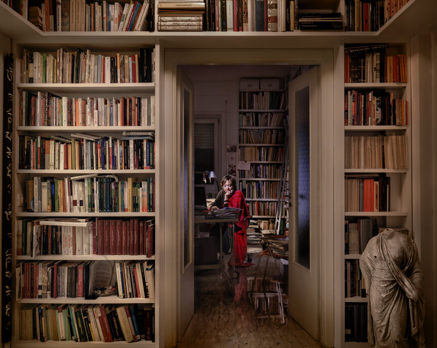 photography project about women in their domestic interiors photography project about women in their domestic interiors