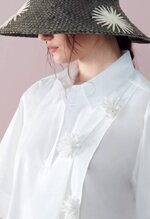 camicia-con-ricamo