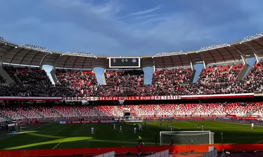 1704_b11679abacd79db997cb21b26faf08537bd4ebe2