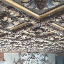 Sala degli Scudieri: intagli lignei dorati del soffitto XVI° sec Sala degli Scudieri: intagli lignei dorati del soffitto XVI° sec