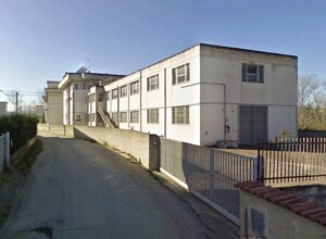Fabbricato industriale piazzale