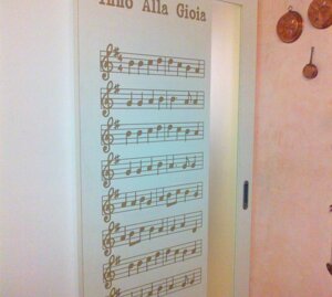 Incisione di uno spartito musicale
