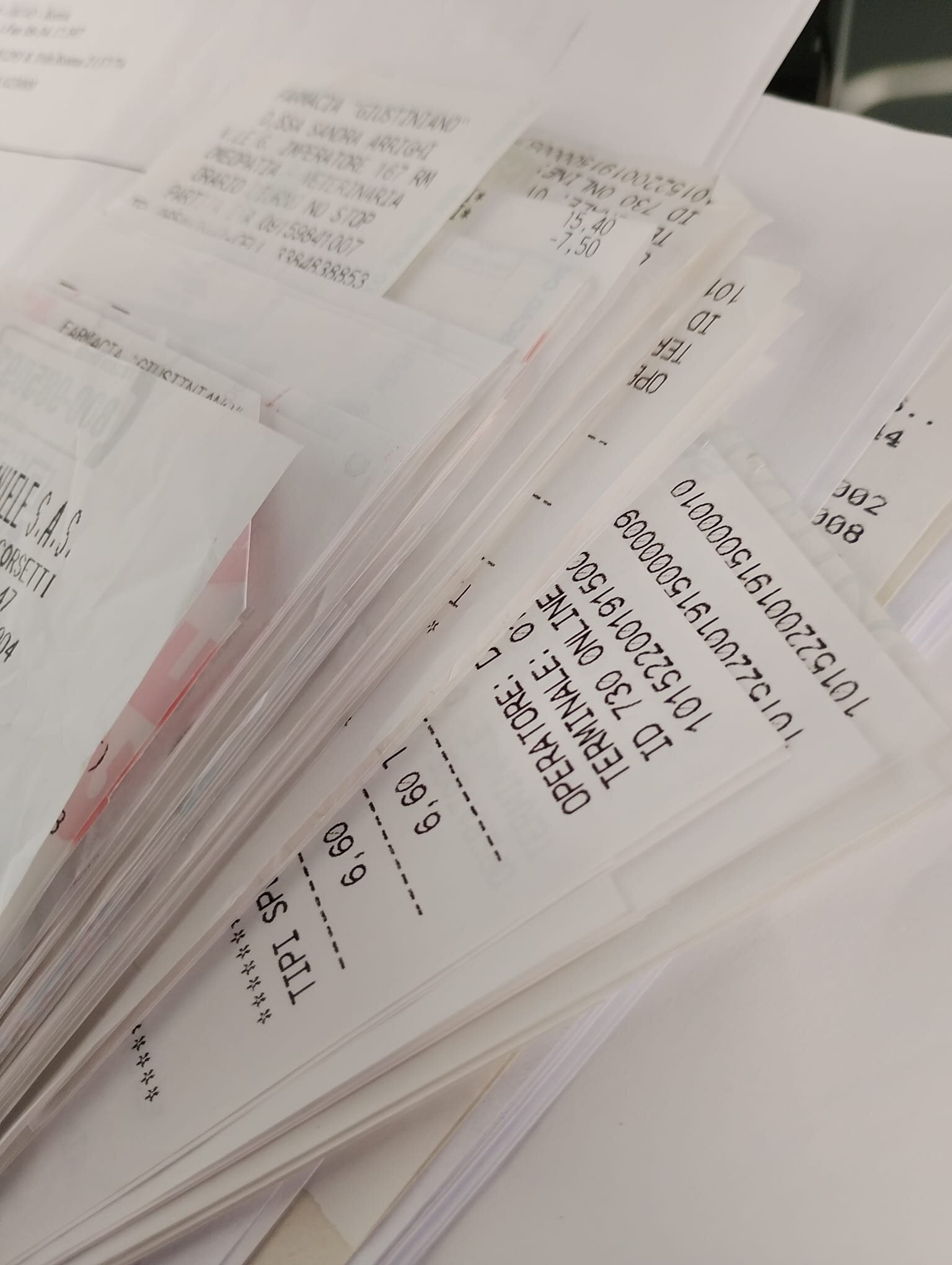 All’EUR i servizi di cui hai bisogno a due passi da te All’EUR i servizi di cui hai bisogno a due passi da te