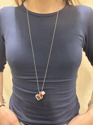 collana-lunga-in-acciaio-con-cuore