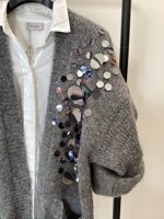 giacca-motel-aperta-senza-bottoni