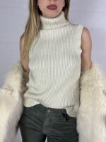 maglioncino-smanicato-a-collo-alto-infinity-donna