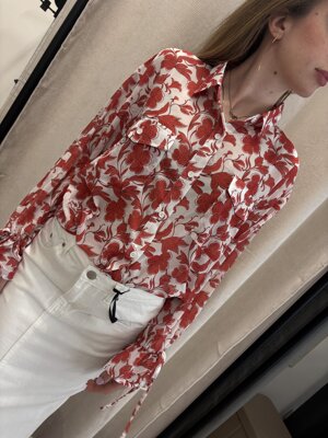camicia-fantasia-vestibilita-morbidanastri-stringi-polso-disponibile-anche-gonna-abbinata
