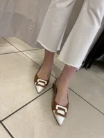 slingback-color-cuoio-e-bianco-con-laccio-dietro