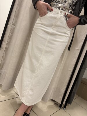 gonna-denim-con-spacco-sul-retro-lunga-fino-alle-caviglie