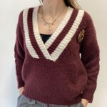 maglioncino-scollo-a-v-motel