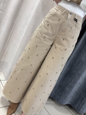 jeans-palazzo-con-strass-quattro-tasche-cerniera-e-bottone