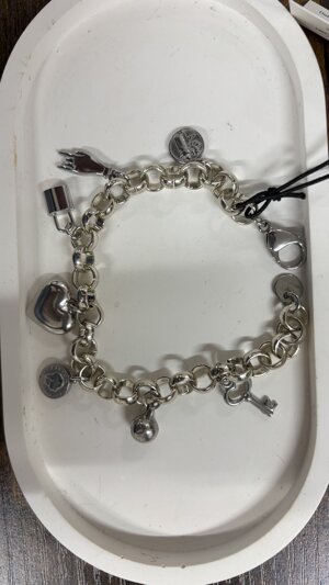 bracciale-con-charm